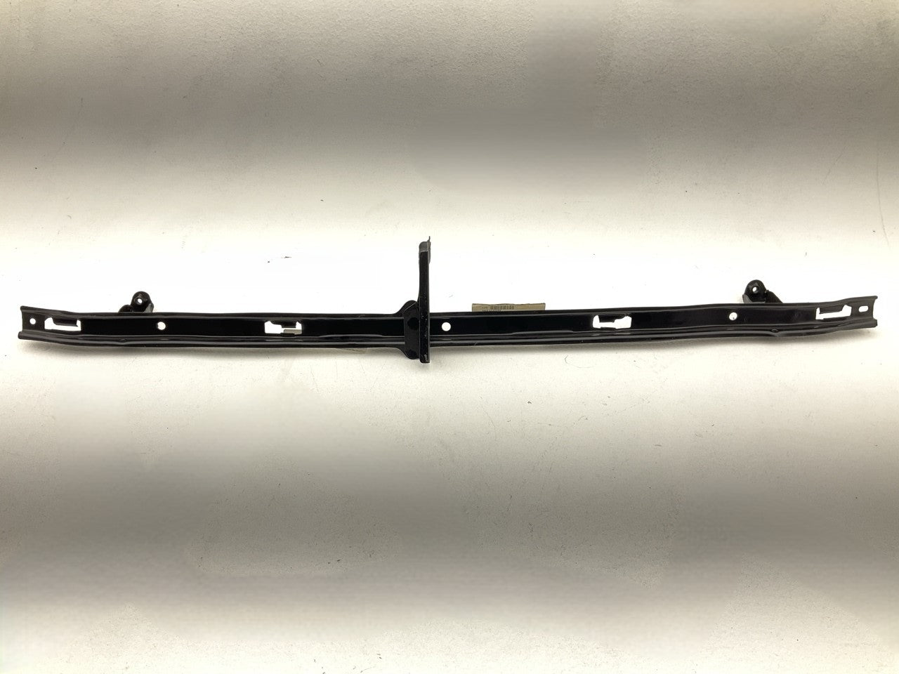 NEW AFTERMARKET Front Upper Face Bar Bumper Bracket For 2002-2006 Camry