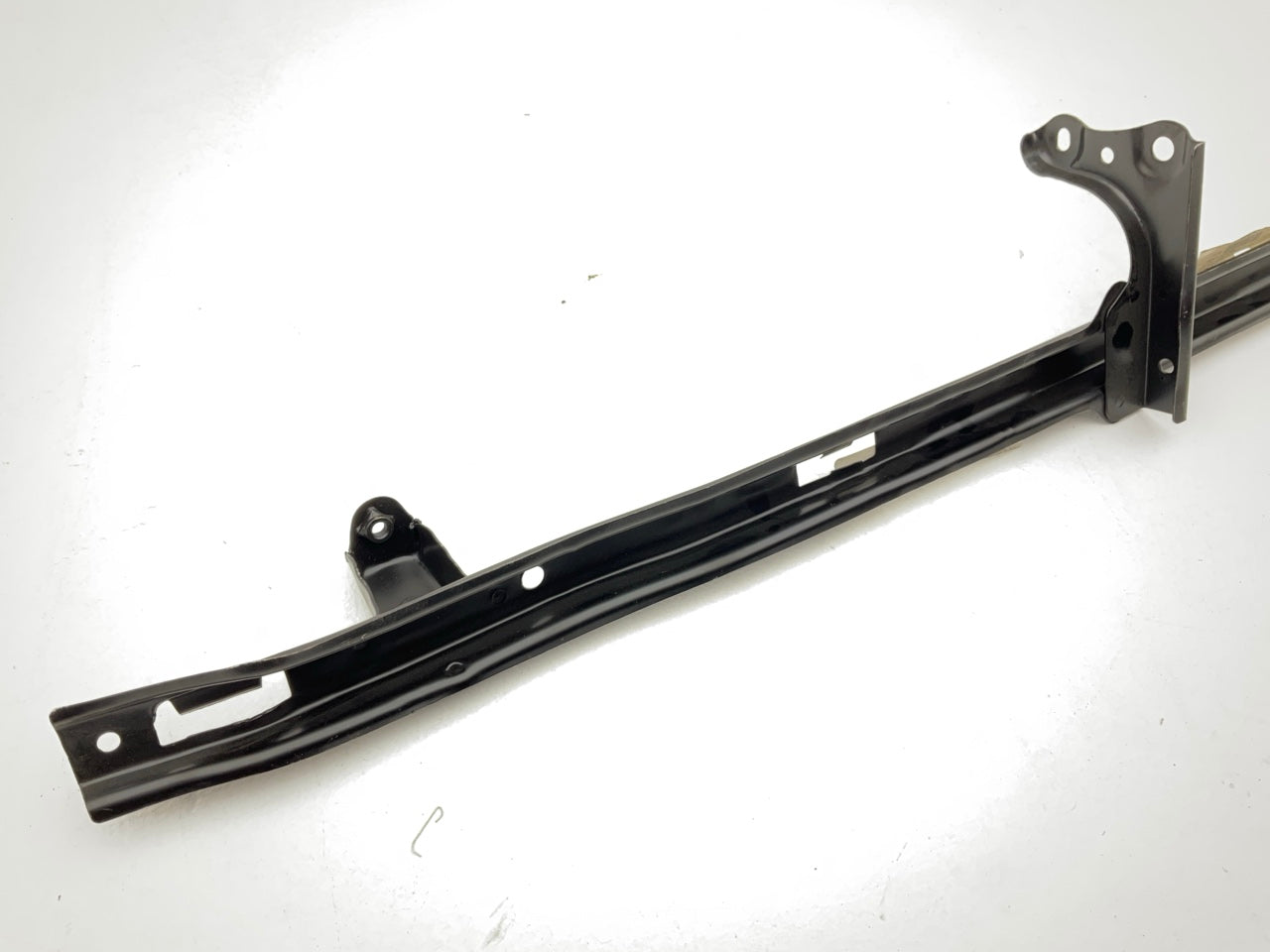 NEW AFTERMARKET Front Upper Face Bar Bumper Bracket For 2002-2006 Camry