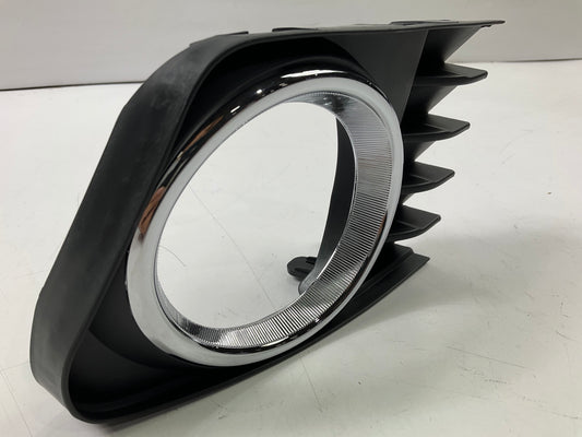NEW - AFTERMARKET TO1039163 Fog Light Bezel Front Right 2012-2013 Toyota Prius V