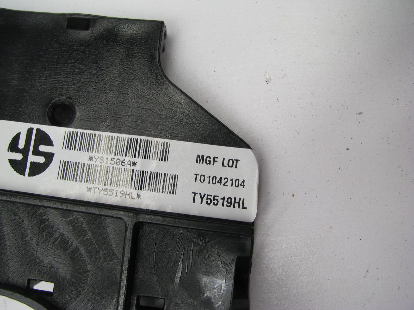 NEW Front Left Bumper Cover Support Bracket - 1998-2000 Toyota Tacoma 4WD ONLY
