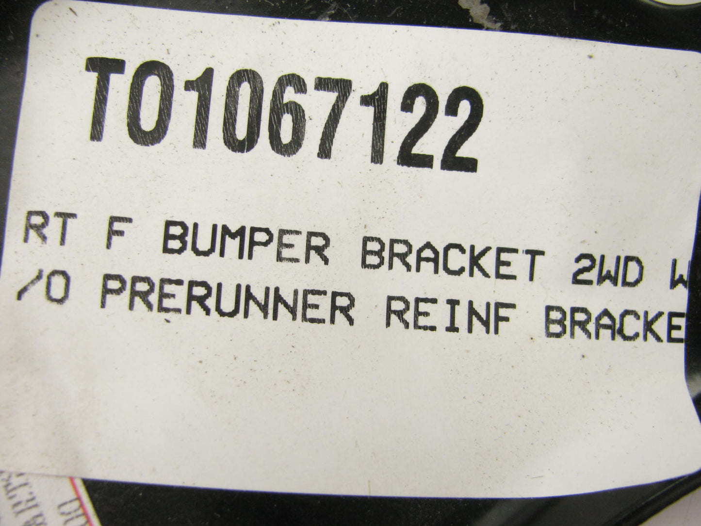 NEW - AFTERMARKET TO1067122 Front Right Bumper Bracket For 1998-2000 Tacoma 2WD