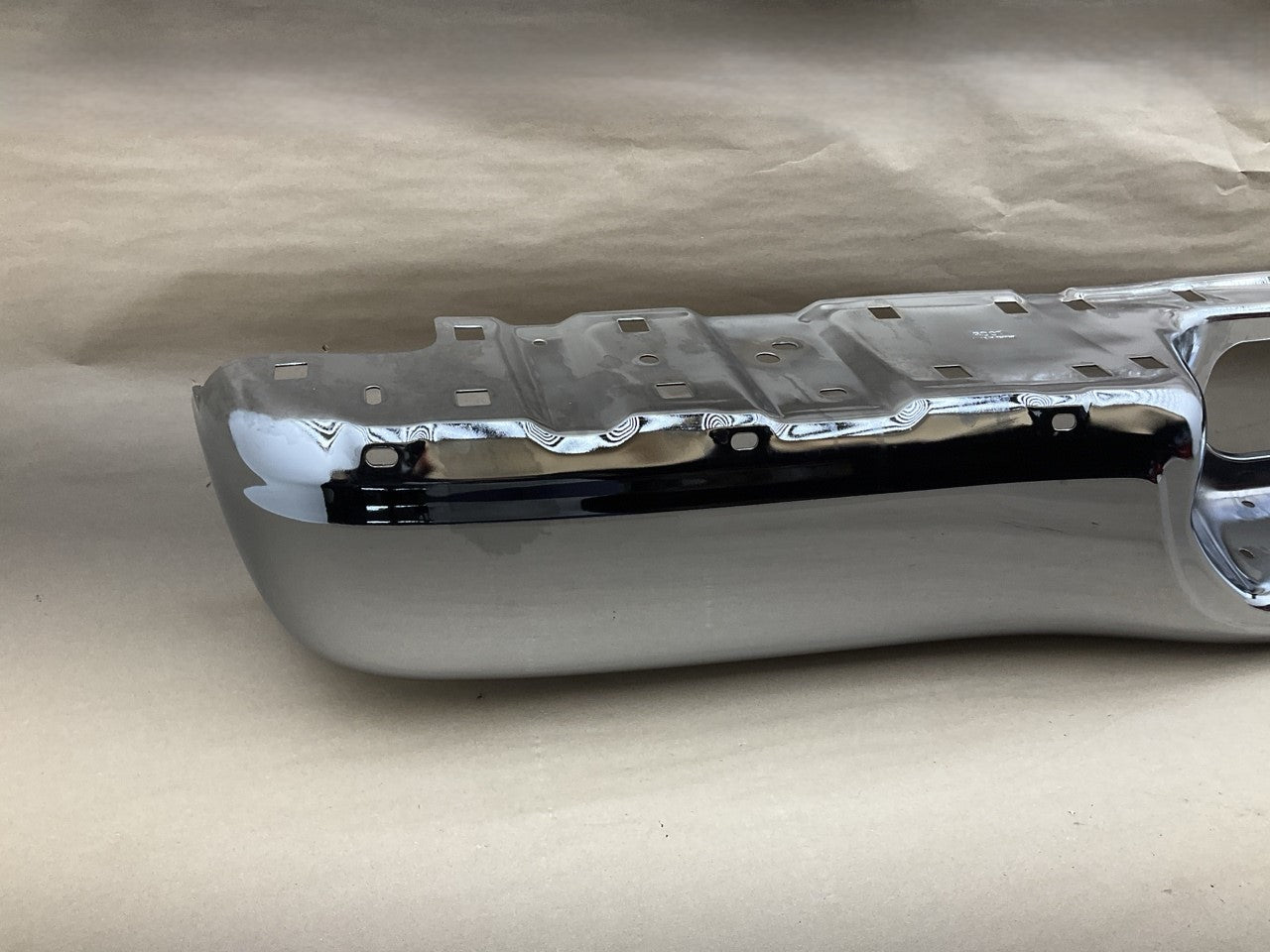 NEW TO1102229 Rear Chrome Bumper For 2000-2006 Toyota Tundra
