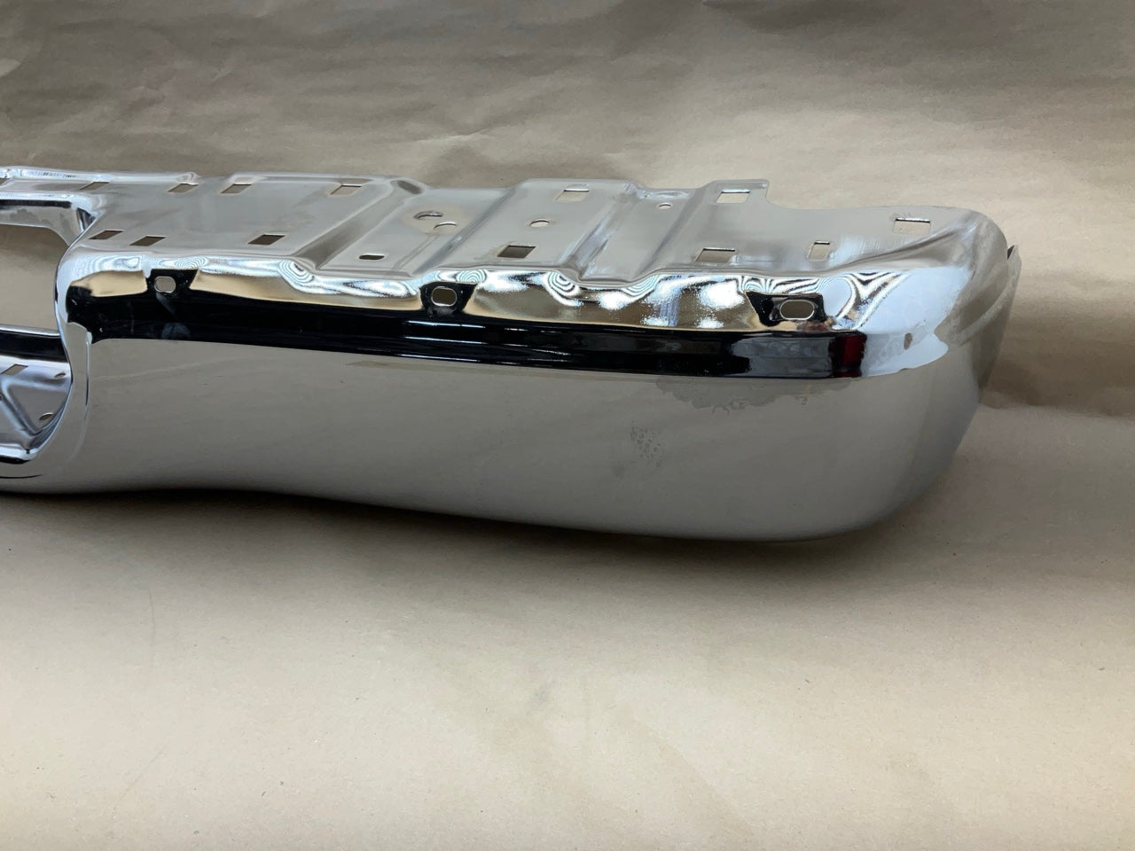 NEW TO1102229 Rear Chrome Bumper For 2000-2006 Toyota Tundra