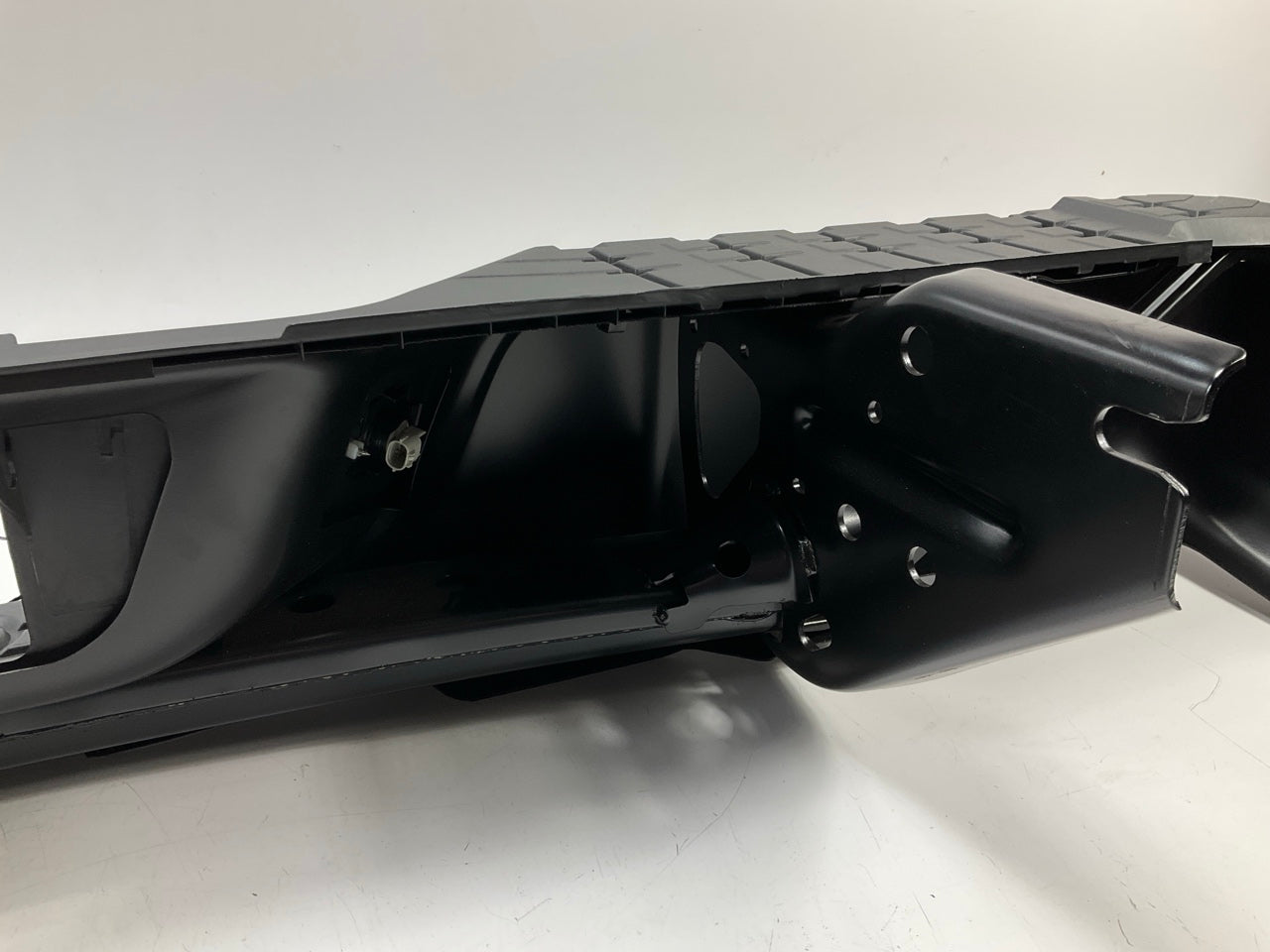 NEW AFTERMARKET TO1103115 Rear Step Bumper 2007-2013 Toyota Tundra