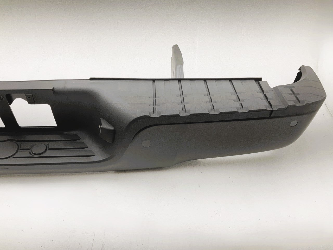 NEW - AFTERMARKET TO1103118 Rear Bumper For 2007-13 Toyota Tundra W/ SENSOR HOLE