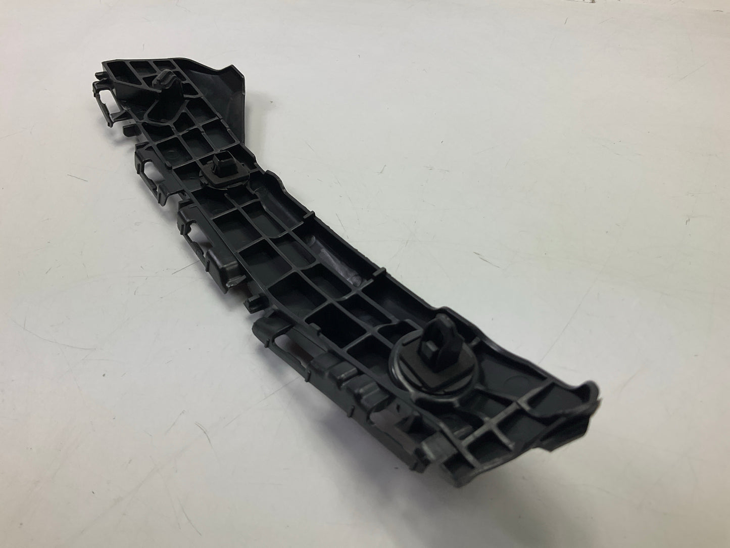 NEW AFTERMARKET TO1132121 Rear Left Bumper Reinforcement Bracket For 2014 Yaris