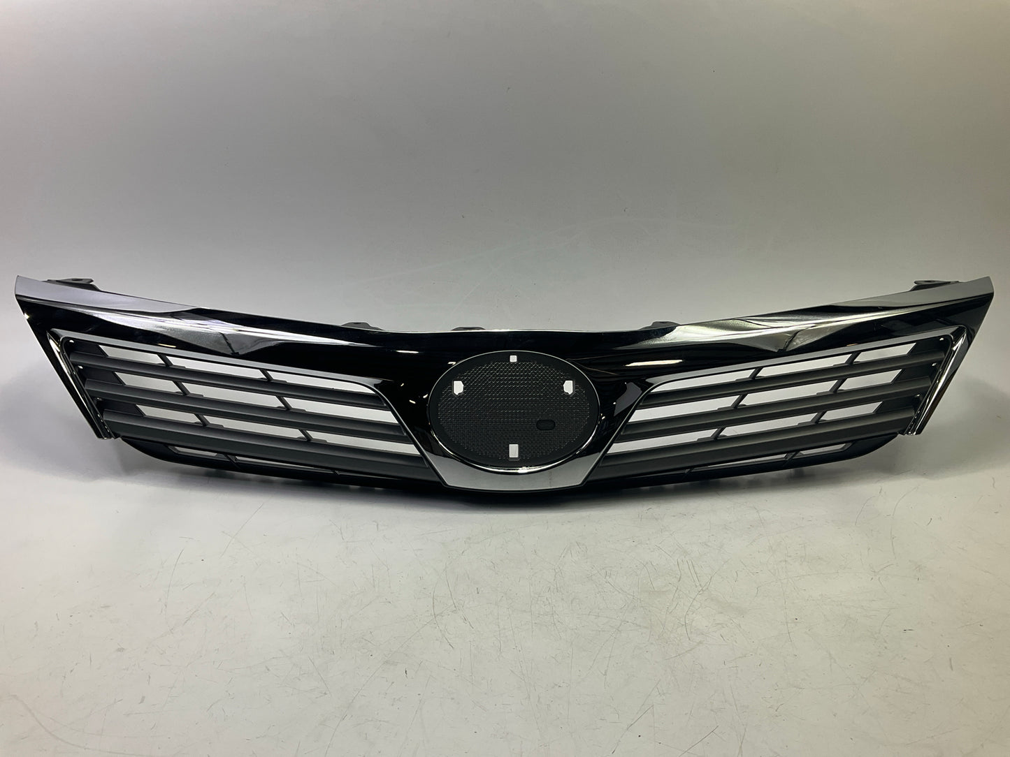 AFTERMARKET - Front Upper CHROME Grille For 2012-2014 Toyota Camry