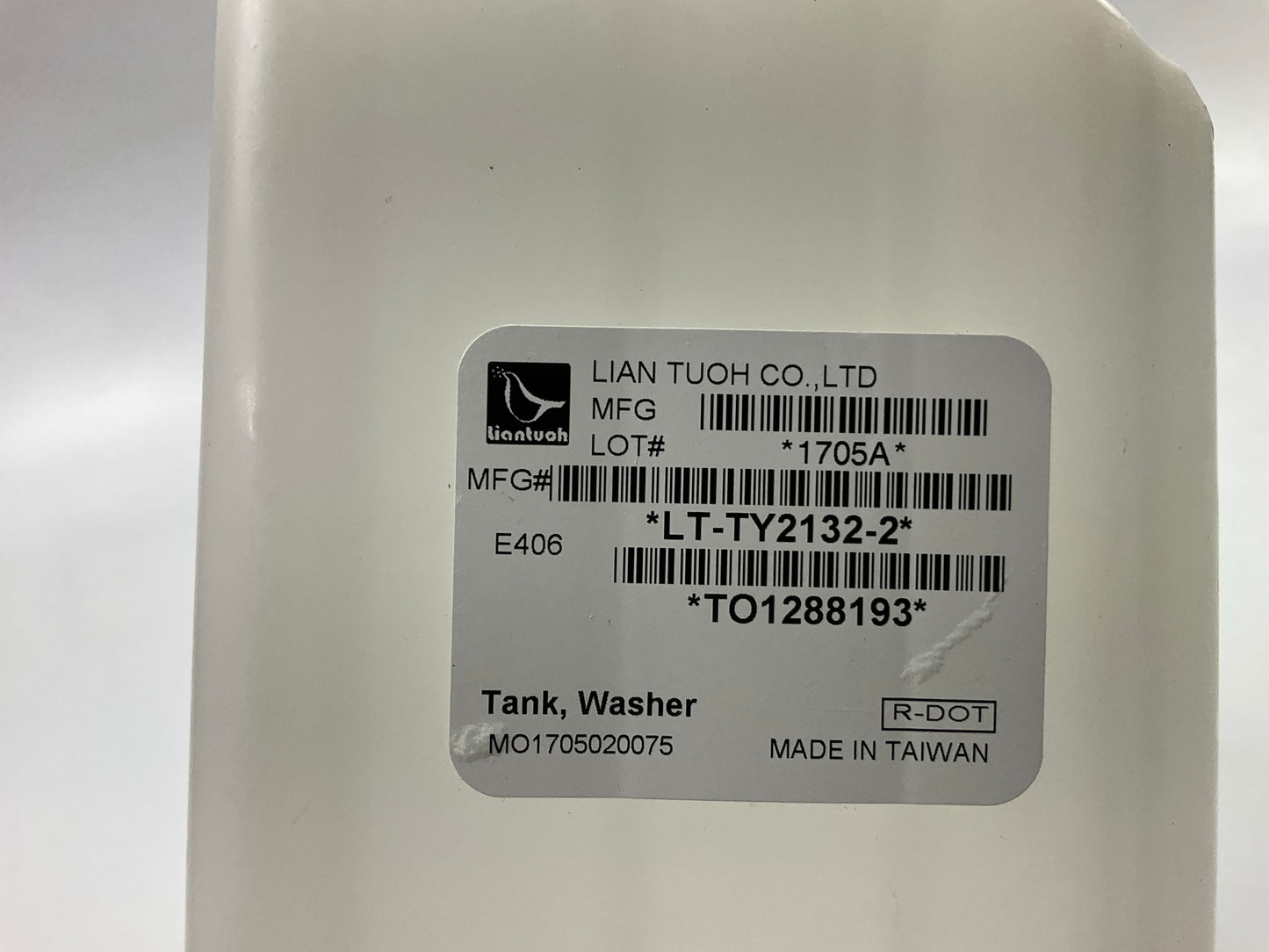 TO1288193 Windshield Washer Bottle Reservoir Tank For 2008-2018 Toyota Sequoia