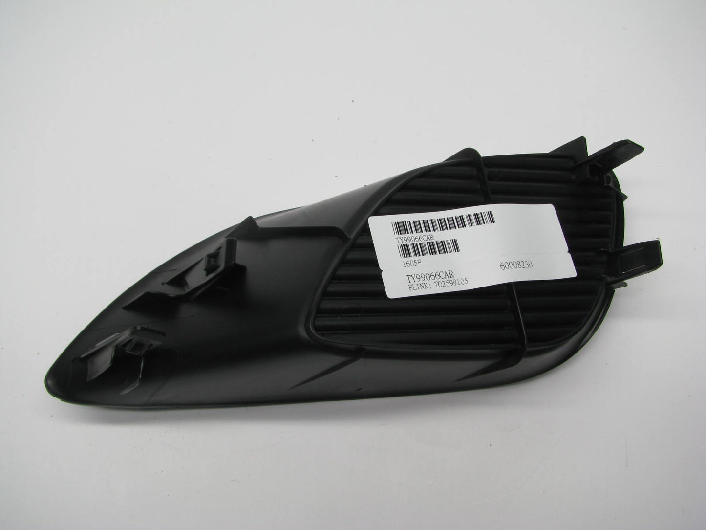 Passenger Side Right Fog Light Cover TO2599105 For 07-12 Toyota Yaris Sedan