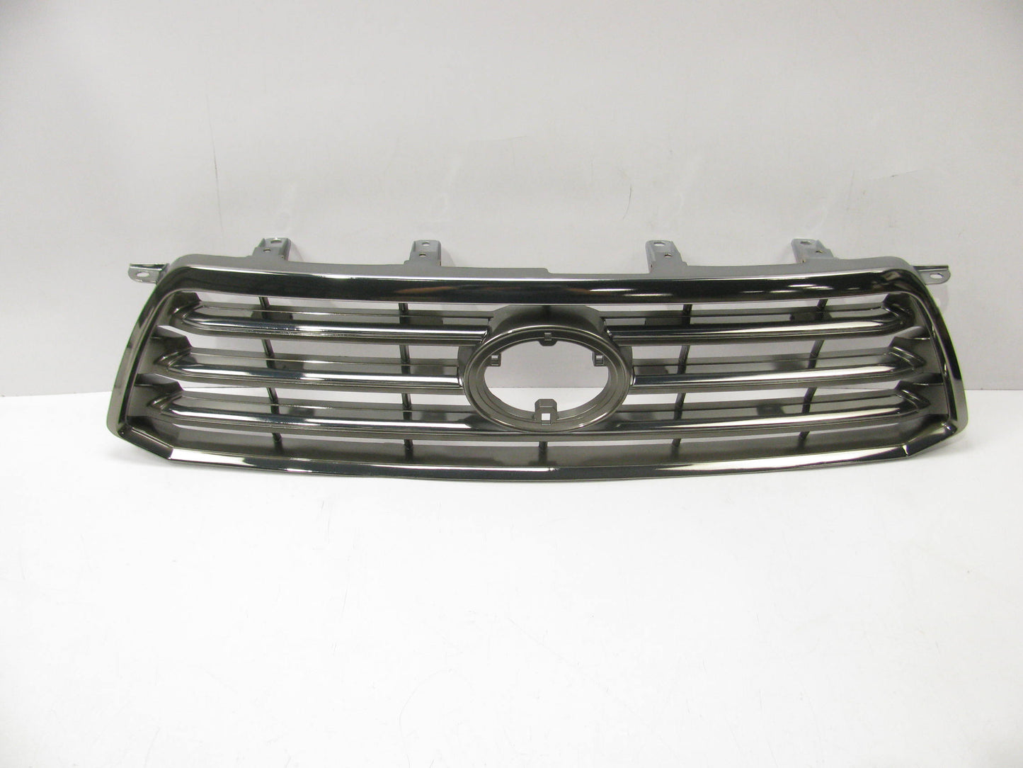 Front Grille Chrome / Silver TY07383GC For 2008-2010 Toyota Highlander