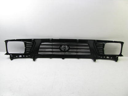 TY94-1010AB Front Replacement Grille Silver & Black For 1995-97 Tacoma 4WD