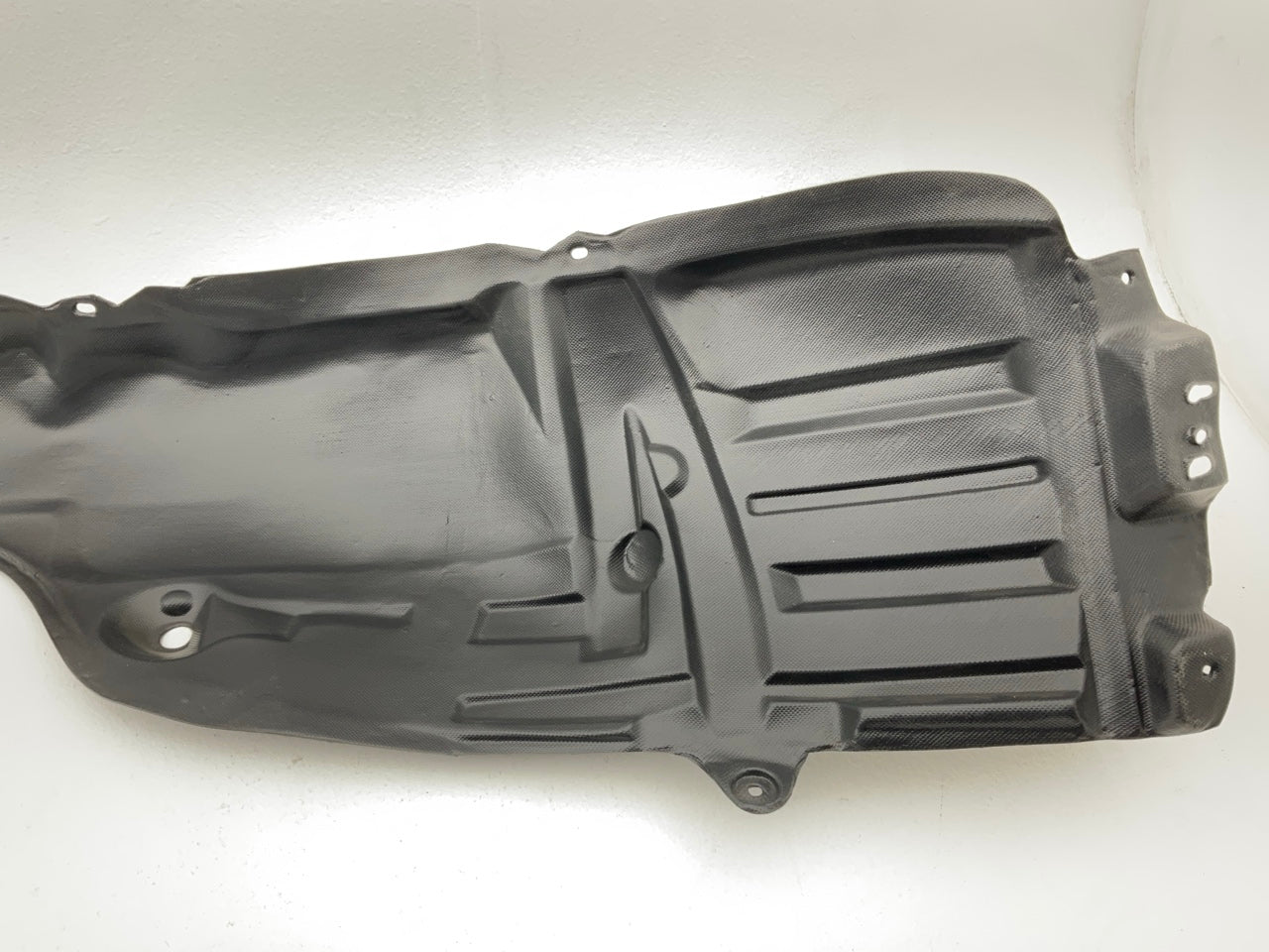 NEW AFTERMARKET Front Right Splashield Fender Liner TO1251122