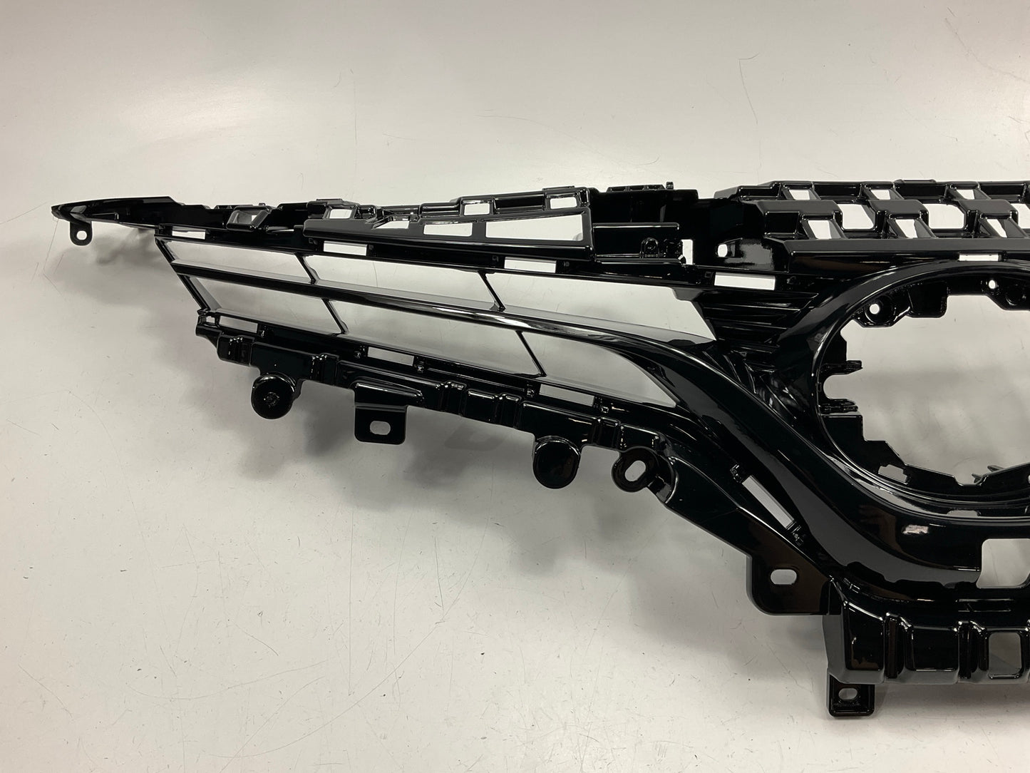 NEW AFTERMARKET TYC4070CW Grille For 2018-2020 Toyota Camry SE, XSE