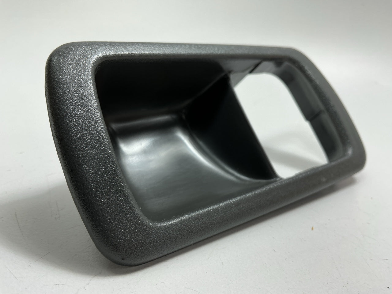 AFTERMARKET Front Left Interior Door Handle Bezel 92-96 Toyota Camry - GRAY
