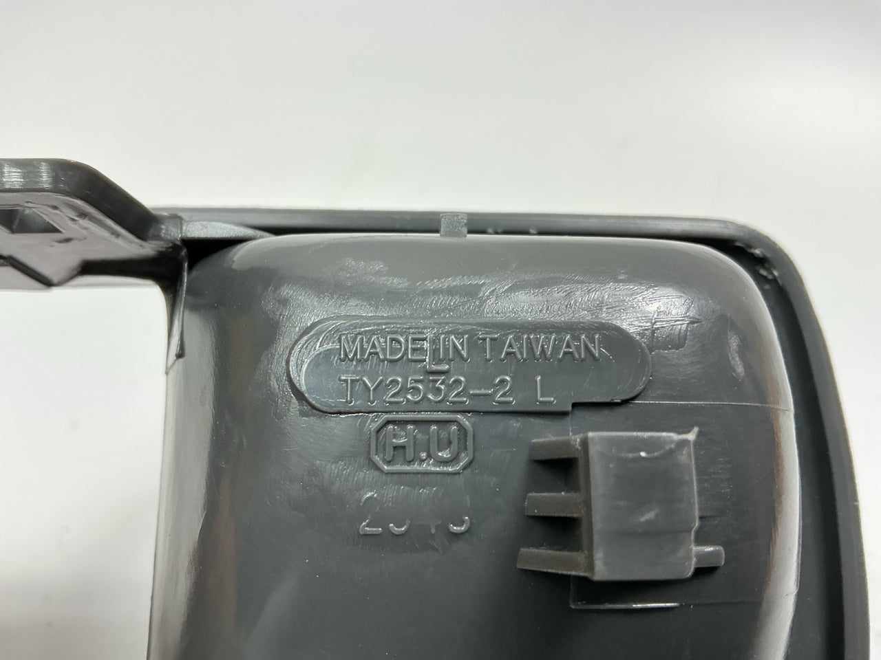 AFTERMARKET Front Left Interior Door Handle Bezel 92-96 Toyota Camry - GRAY