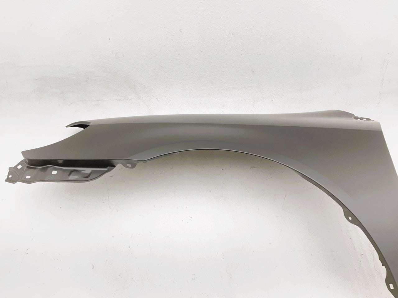 TYCB001LL 2003-2008 Toyota Corolla LE / CE Front Left Driver Side Fender