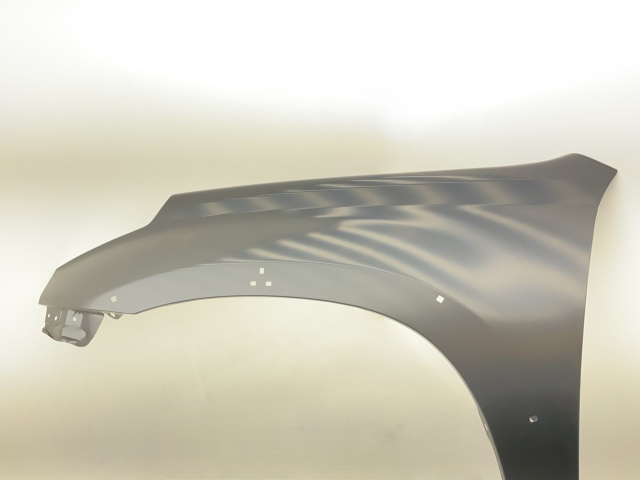 TYR1001GL Front Fender Driver Left W/ Fender Flare Holes - 2001-2005 Toyota RAV4