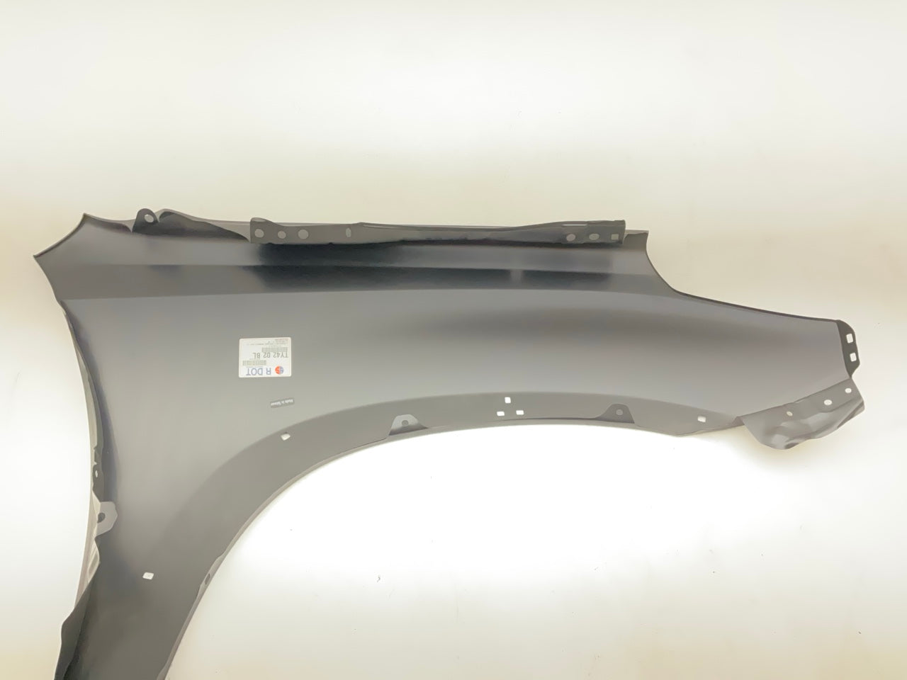 TYR1001GL Front Fender Driver Left W/ Fender Flare Holes - 2001-2005 Toyota RAV4