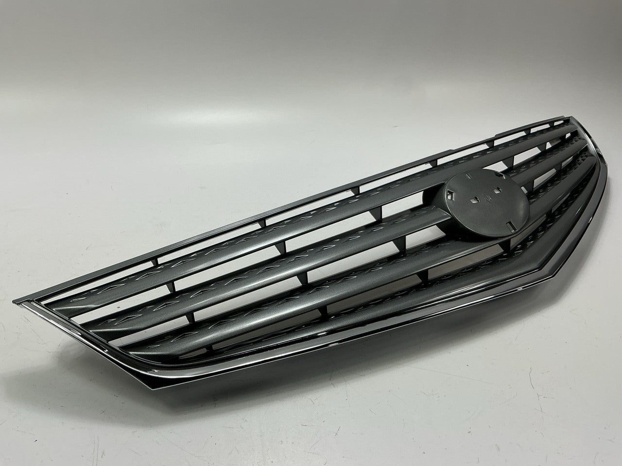 NEW AFTERMARKET Chrome Plastic Grille For 2002-2003 Toyota Solara TO1200286