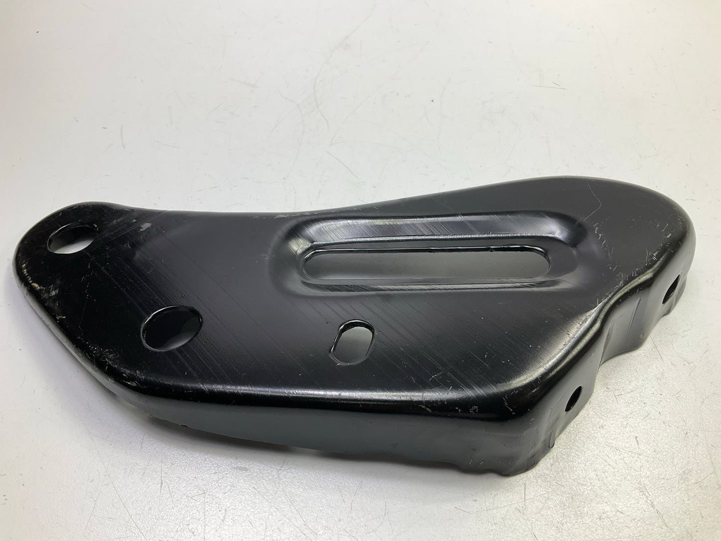 NEW AFTERMARKET Front Left Arm Mounting Bracket For 1993-1998 Toyota T100