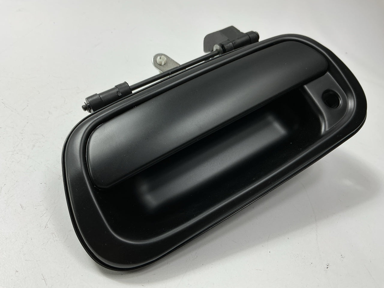 NEW AFTERMARKET Tailgate Handle For 2000-2006 Toyota Tundra - TO1915111