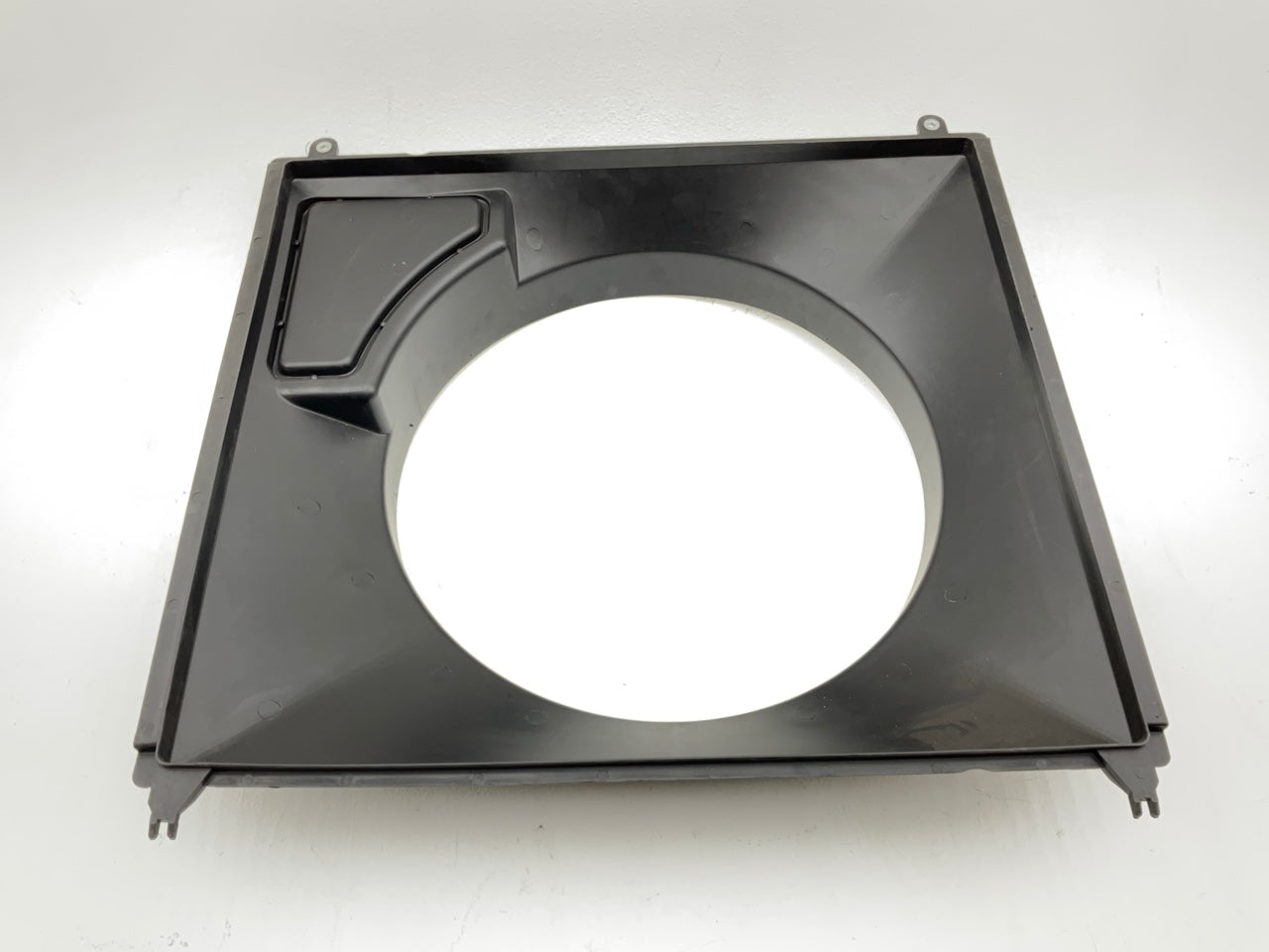 AFTERMARKET - Engine Radiator Cooling Fan Blade Shroud Replaces 167110P100