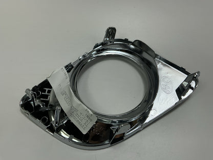 NEW AFTERMARKET Left Fog Light Lamp Bezel For 2009-2012 Toyota Venza