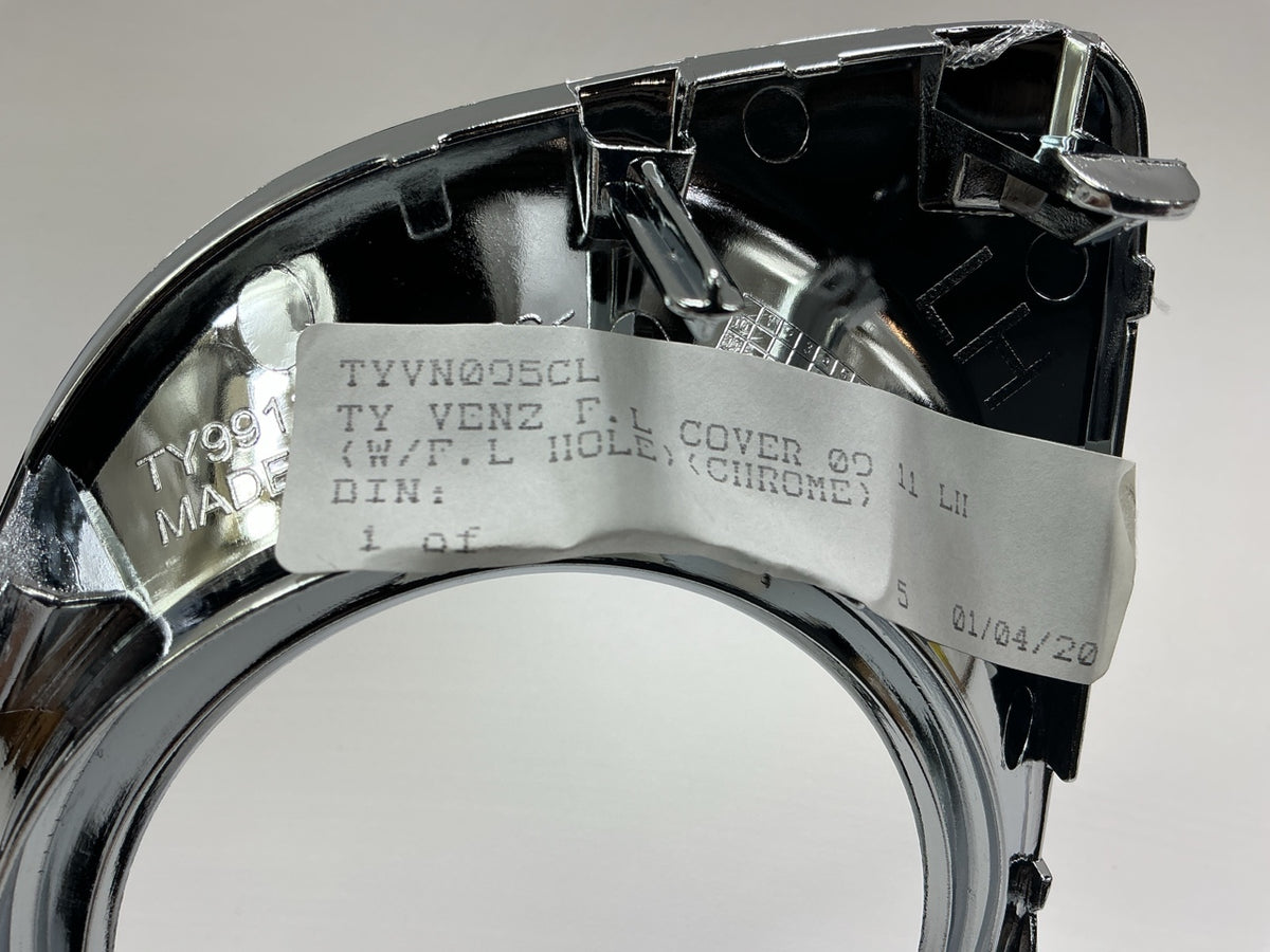 NEW AFTERMARKET Left Fog Light Lamp Bezel For 2009-2012 Toyota Venza