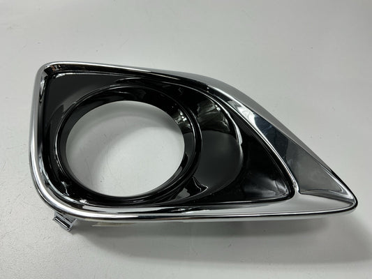 NEW AFTERMARKET Right Fog Light Lamp Bezel For 2013-15 Toyota Venza TO1039183