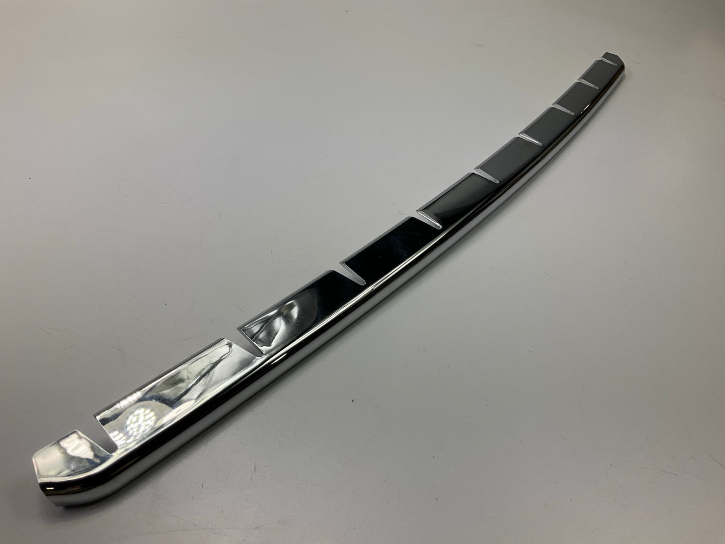 NEW AFTERMARKET Front Bumper Cover Molding Chrome Insert - 2007-2014 Volvo XC90