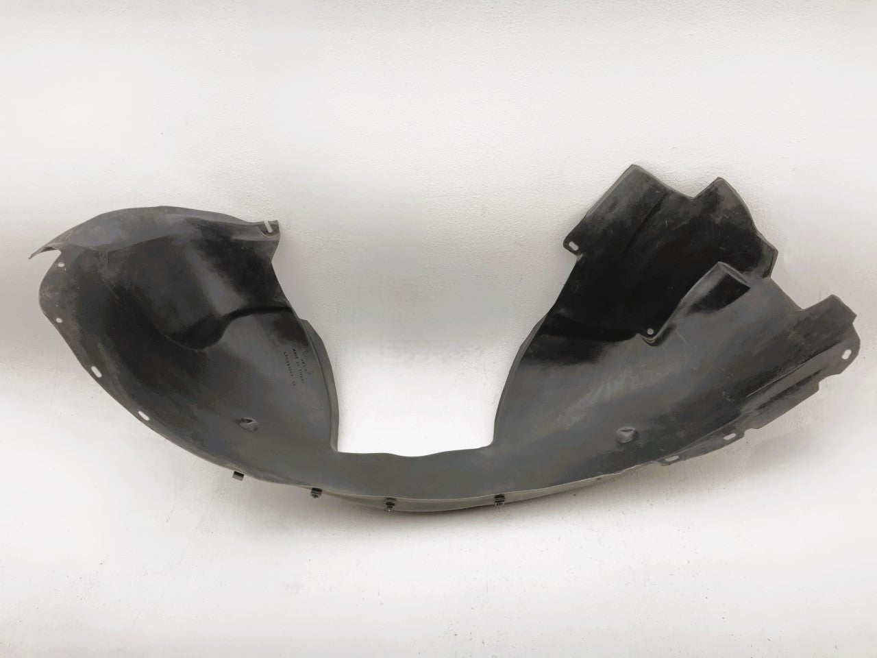 NEW AFTERMARKET VO1248105 Front Left Inner Fender Liner