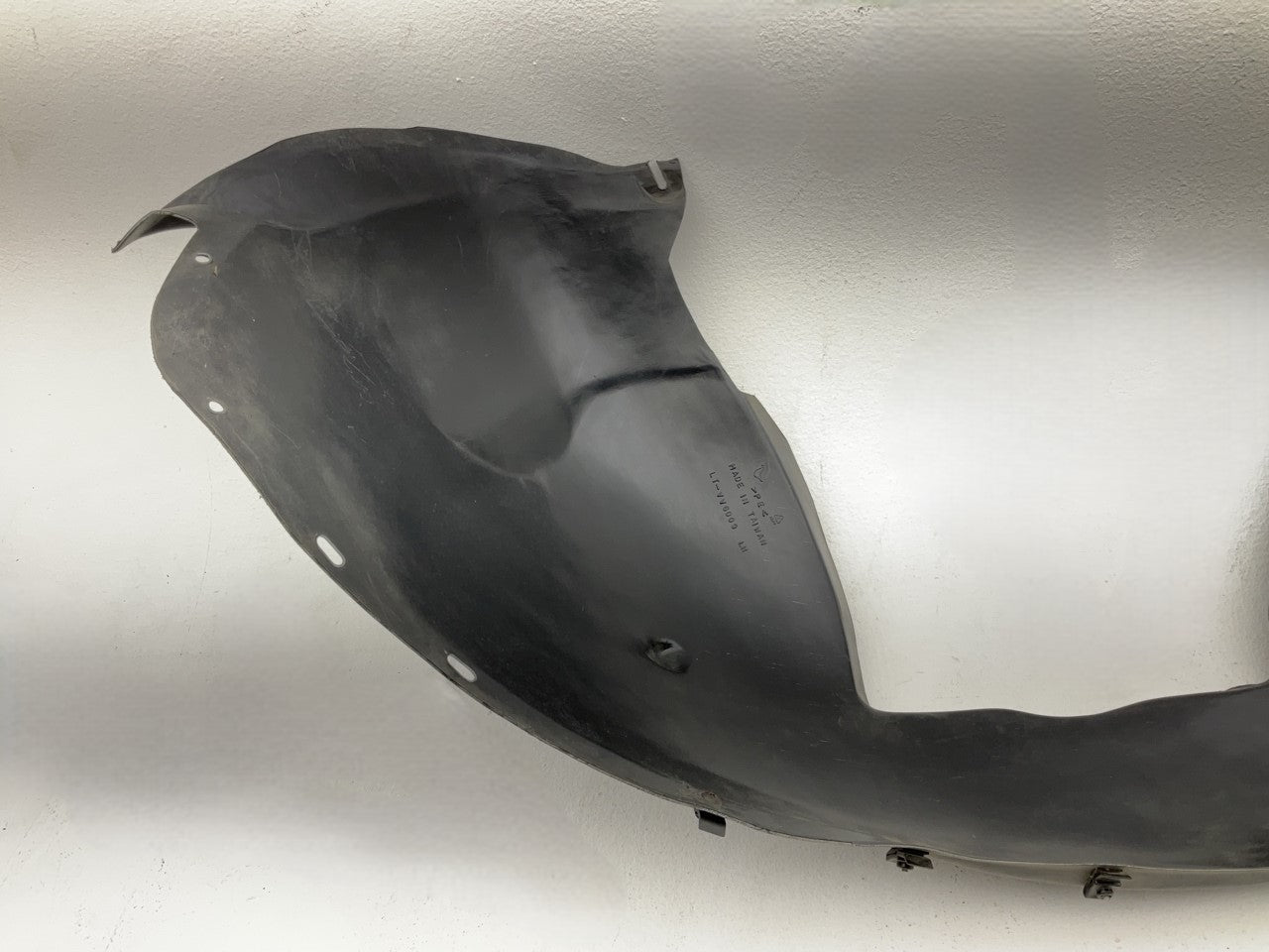 NEW AFTERMARKET VO1248105 Front Left Inner Fender Liner
