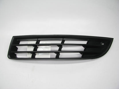 Front Left Driver Side Fog Light Cover VW1038107 For 2006-2010 Volkswagen Passat