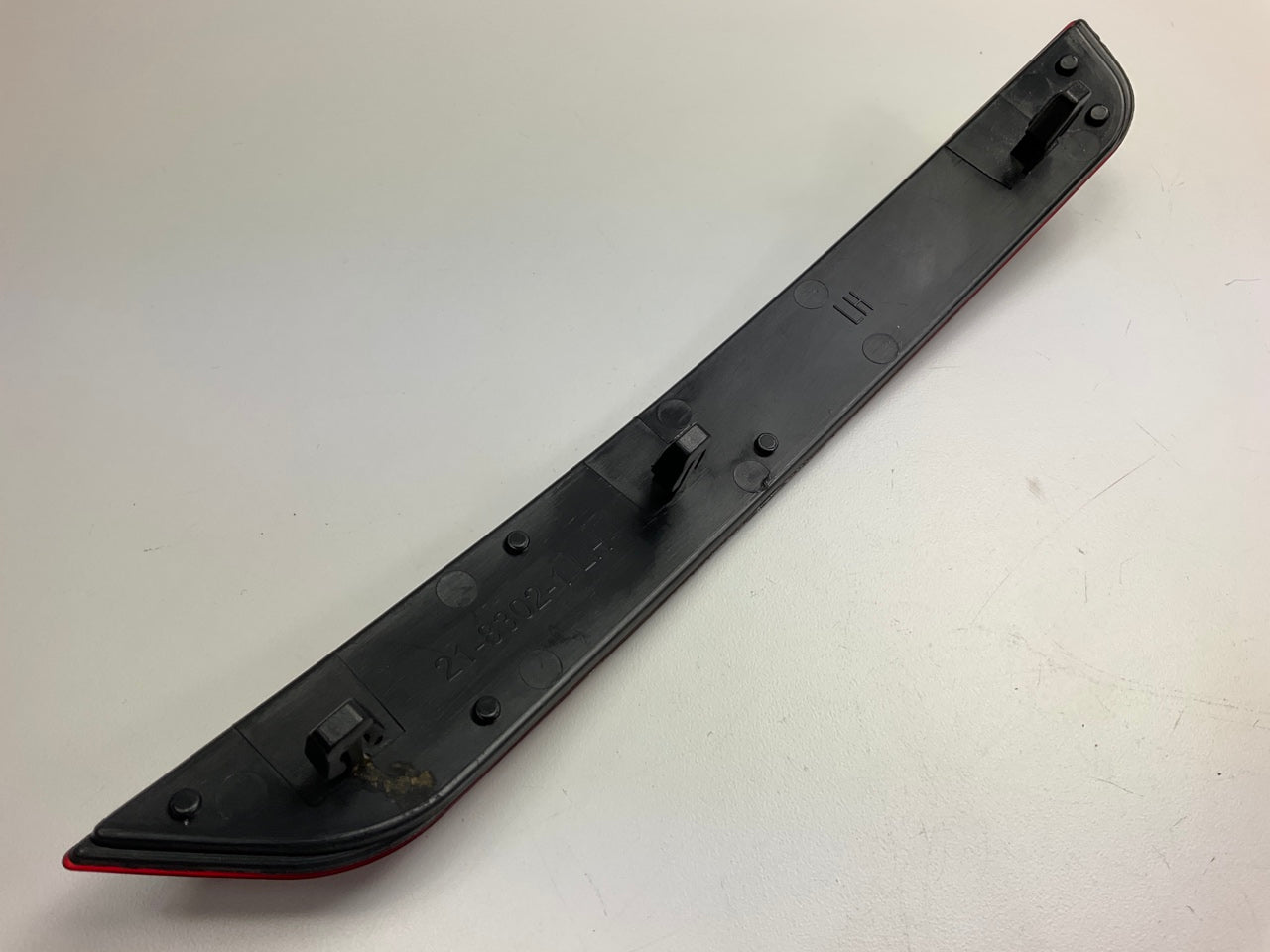 AFTERMARKET VW1184100 REAR LEFT Bumper Cover Reflector For 10-13 Volkswagen GTi