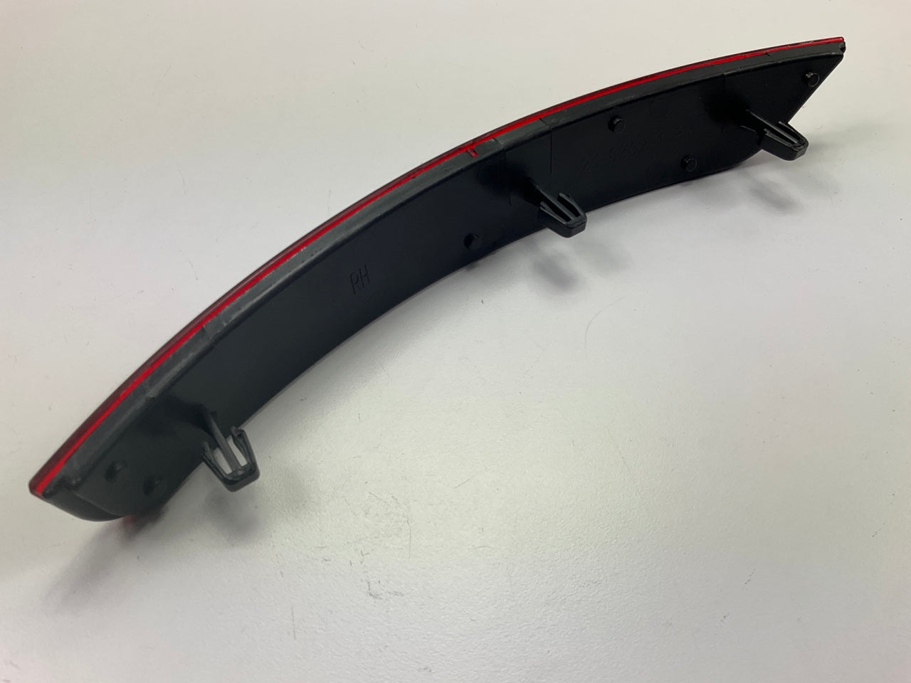 AFTERMARKET Rear Right Reflector Lens Housing For 2010-2013 Volkswagen GTI
