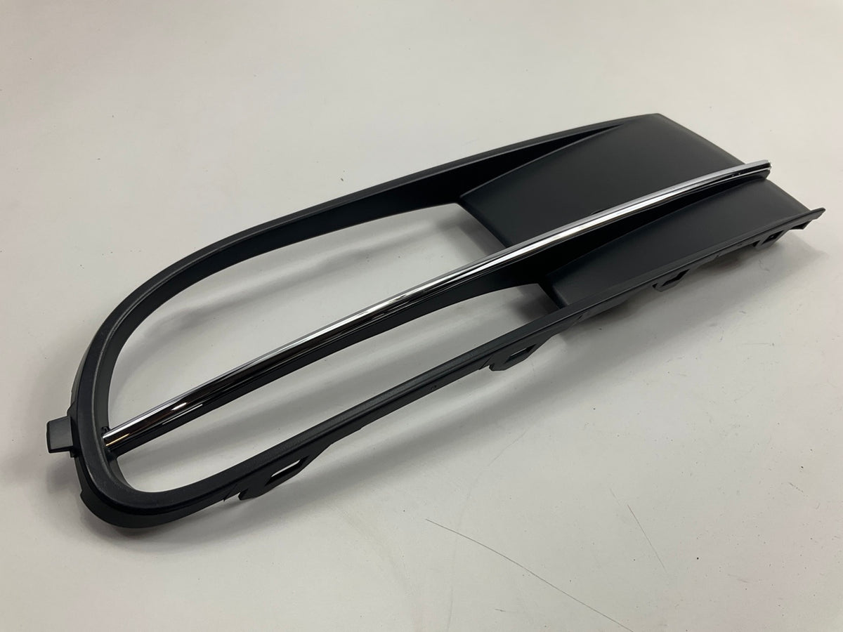 NEW AFTERMARKET Front Right Fog Light Bezel For 2012-2016 VW Beetle