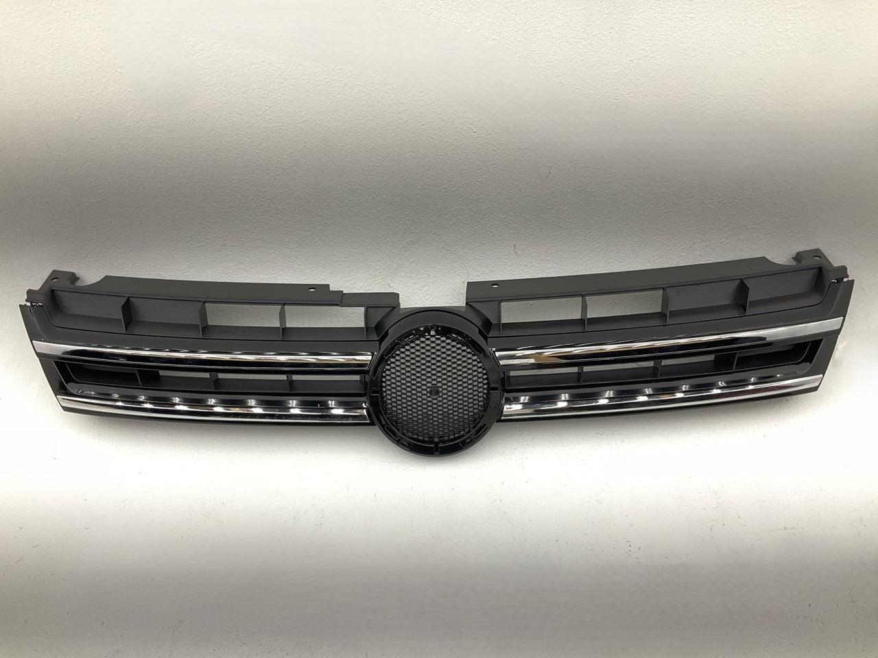 NEW AFTERMARKET Front Bumper Black Upper Grille W/ Chrome Trim - 7P6853651A