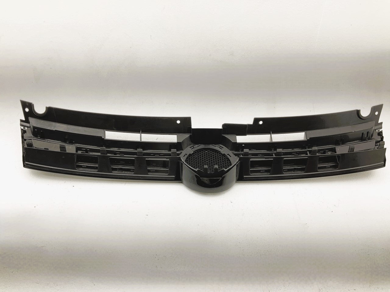 NEW AFTERMARKET Front Bumper Black Upper Grille W/ Chrome Trim - 7P6853651A