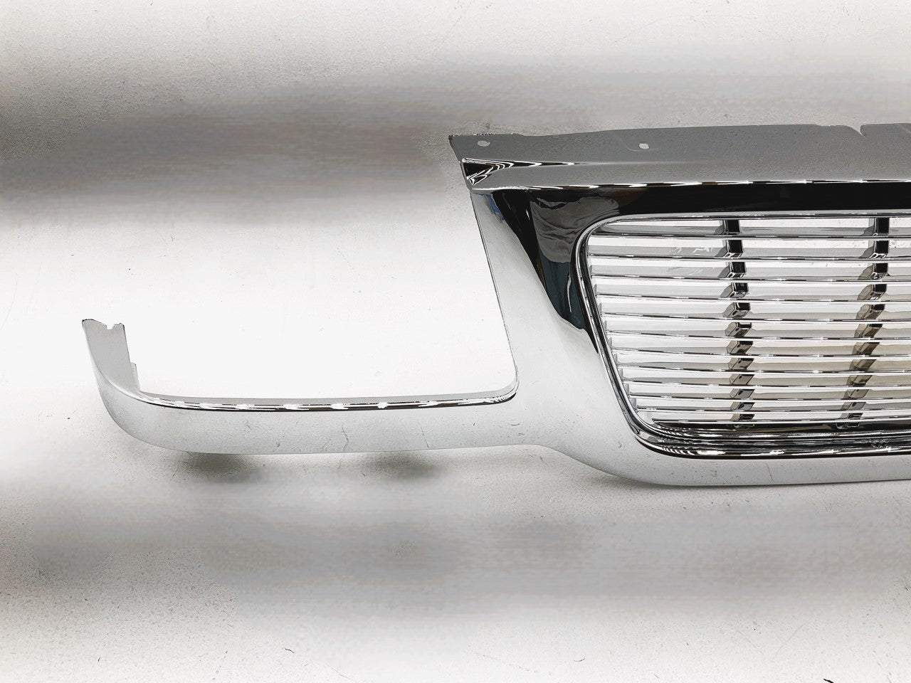 NEW Y-FDGR431C Front Grille 2001-2003 Ford Ranger, All Chrome With Billet Insert