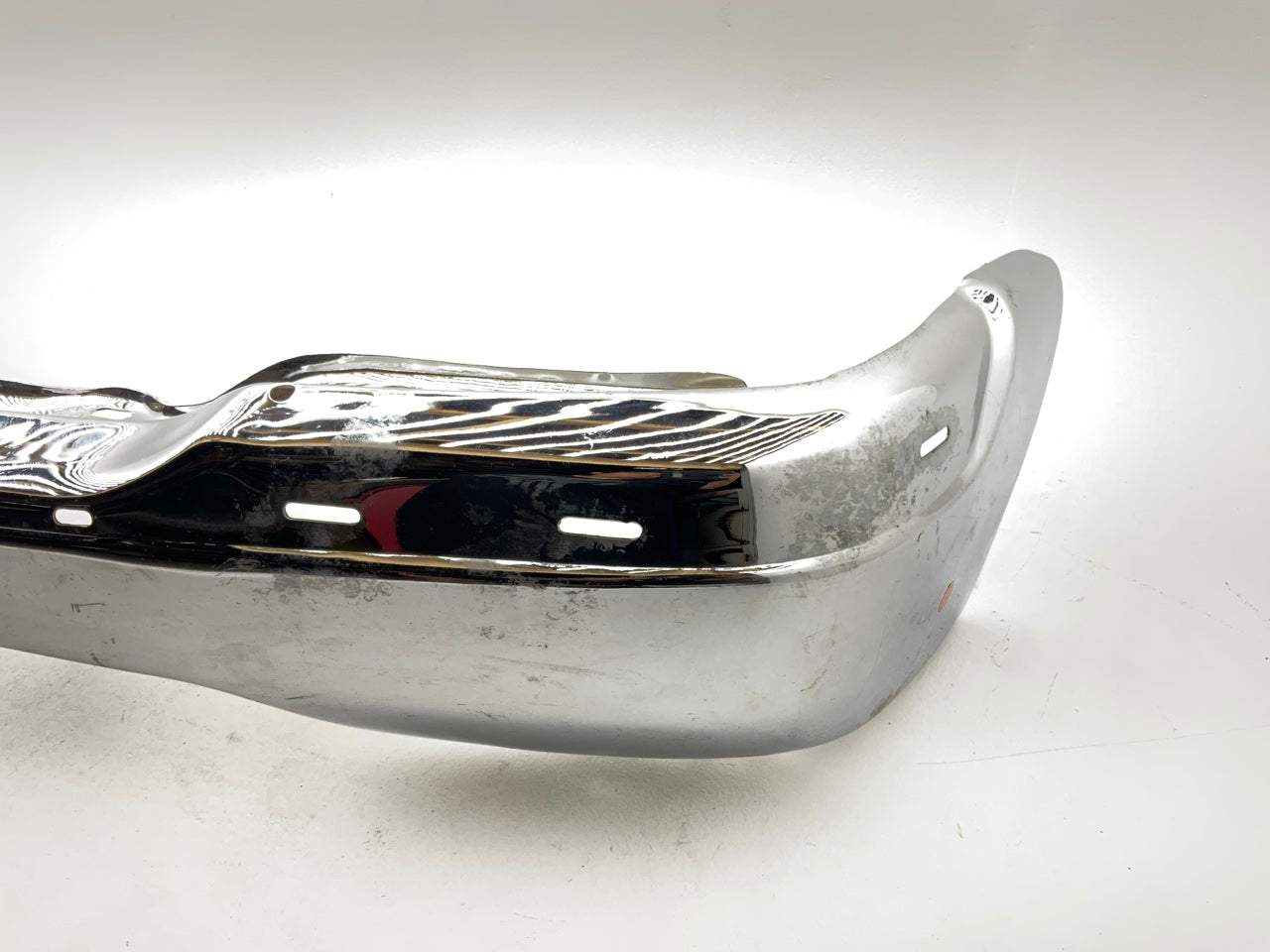 New Front Chrome Bumper 99-02 GMC Sierra 1500 00-06 Yukon 01-02 Sierra 2500 HD
