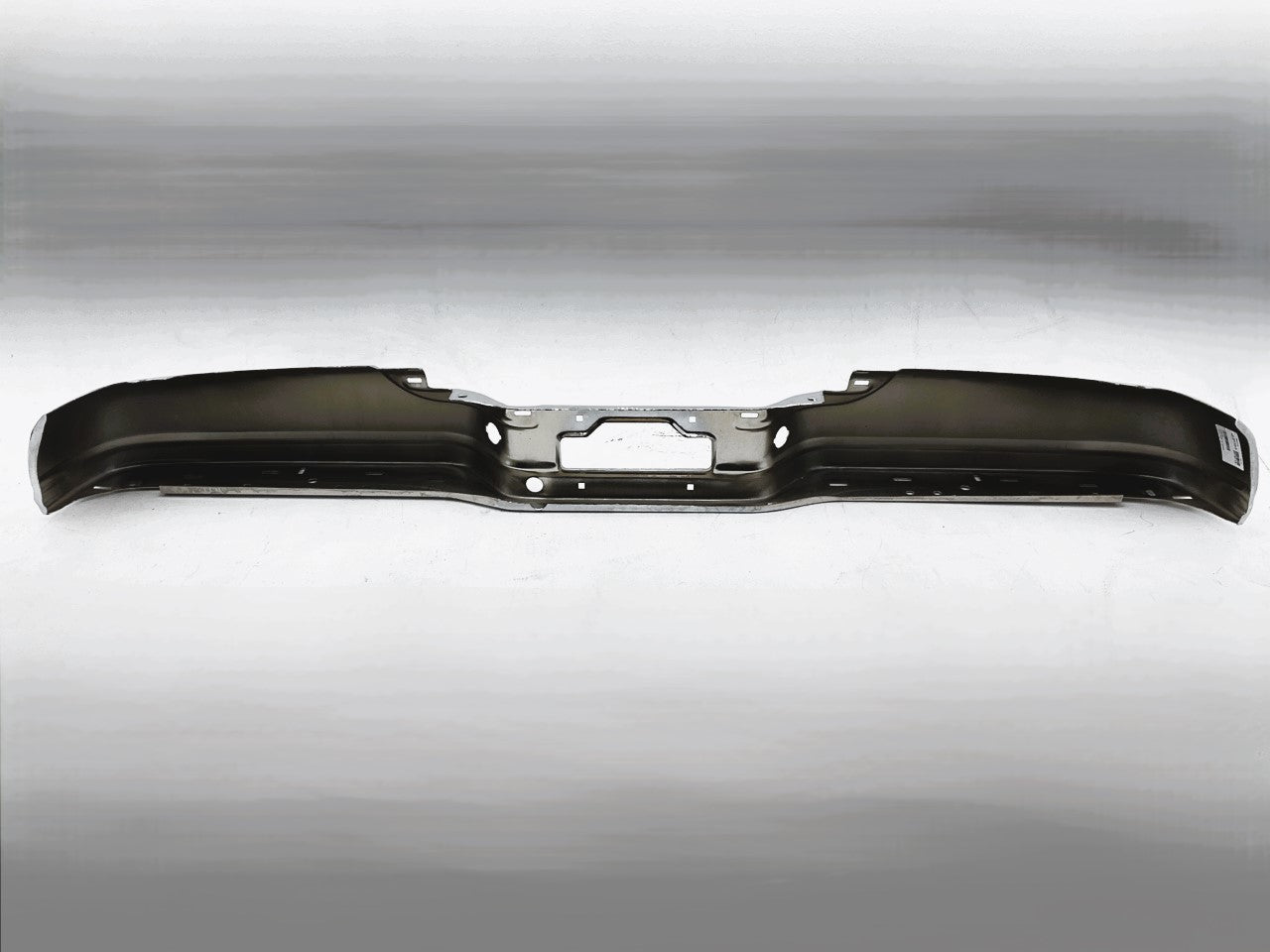 YF0112-3  Rear Chrome Bumper 1999-2007 Ford F-250 F-350 F-450 SD W/O Sensor Hole