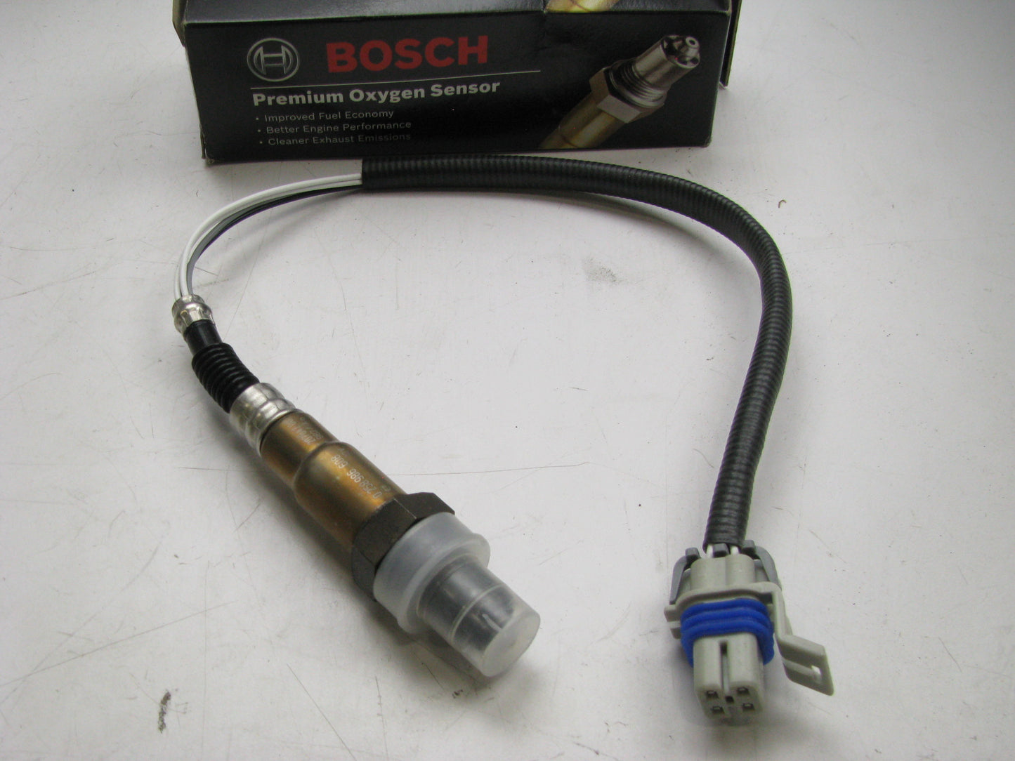 Bosch 0-258-986-608 Upstream Oxygen O2 Sensor Oldsmobile For 2001-03 Aurora 4.0L