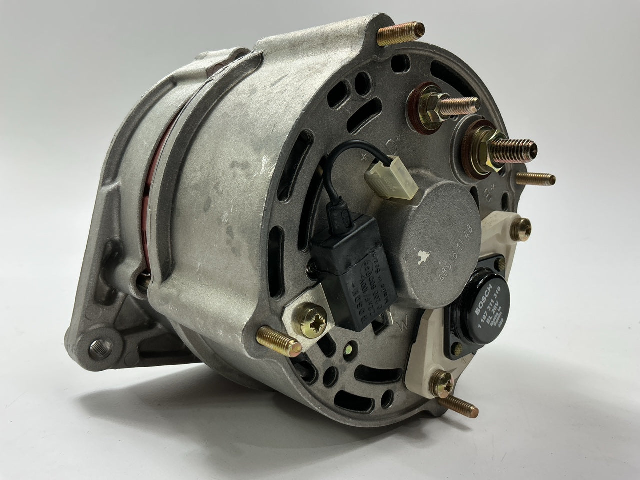 Bosch 0120488298 24V 55A Alternator For John Deere AT228217, SE501362