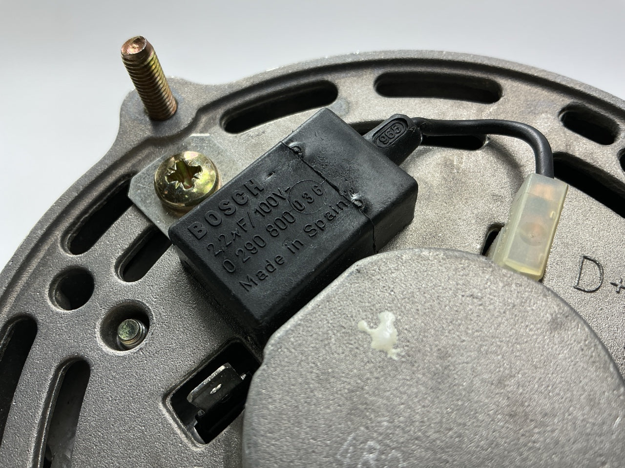 Bosch 0120488298 24V 55A Alternator For John Deere AT228217, SE501362