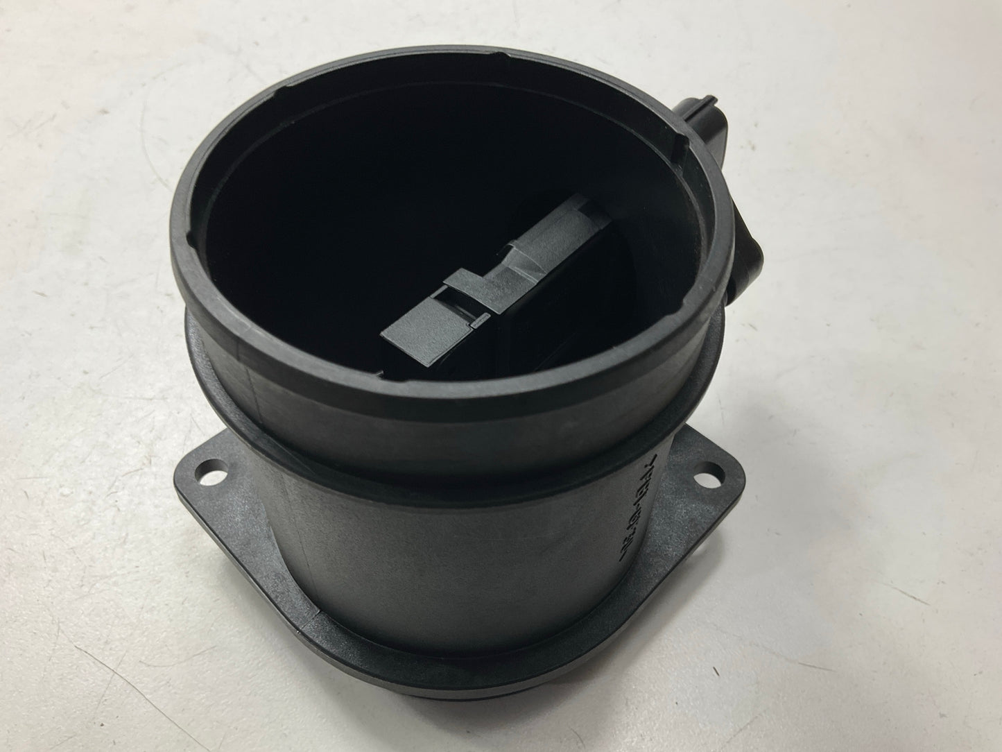Bosch OEM 0280218109 MAF Mass Air Flow Sensor For 1999-2001 Volvo S80 2.8L TURBO