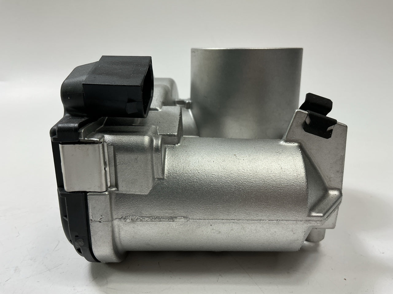 NEW OEM Ford 1U1L-9E979-BA Electronic Throttle Body Bosch Fuel Injection 40mm