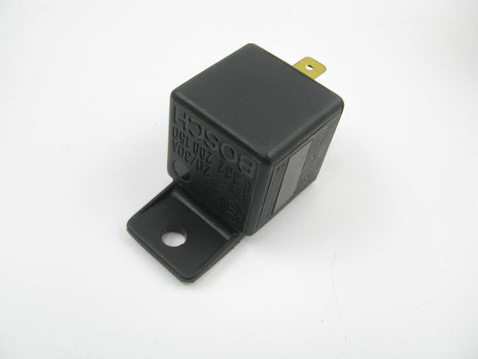 NEW GENUINE Bosch 0332209150 Fuel Injection Main Relay / Fuel Pump Relay 12V