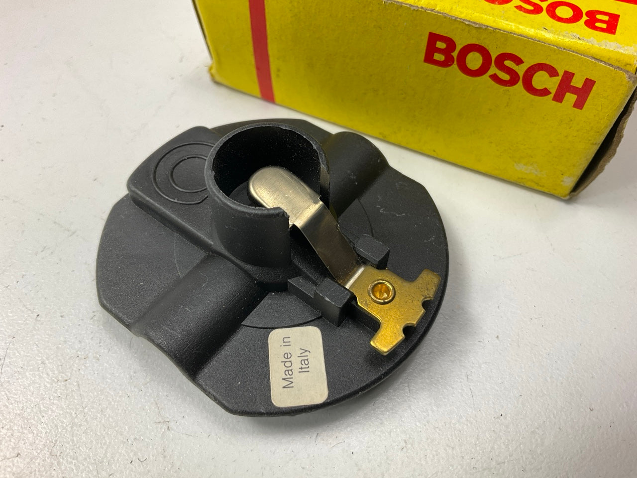 Bosch 04-228 Ignition Distributor Rotor - 1987-1988 Chevrolet Sprint 1.0L Turbo