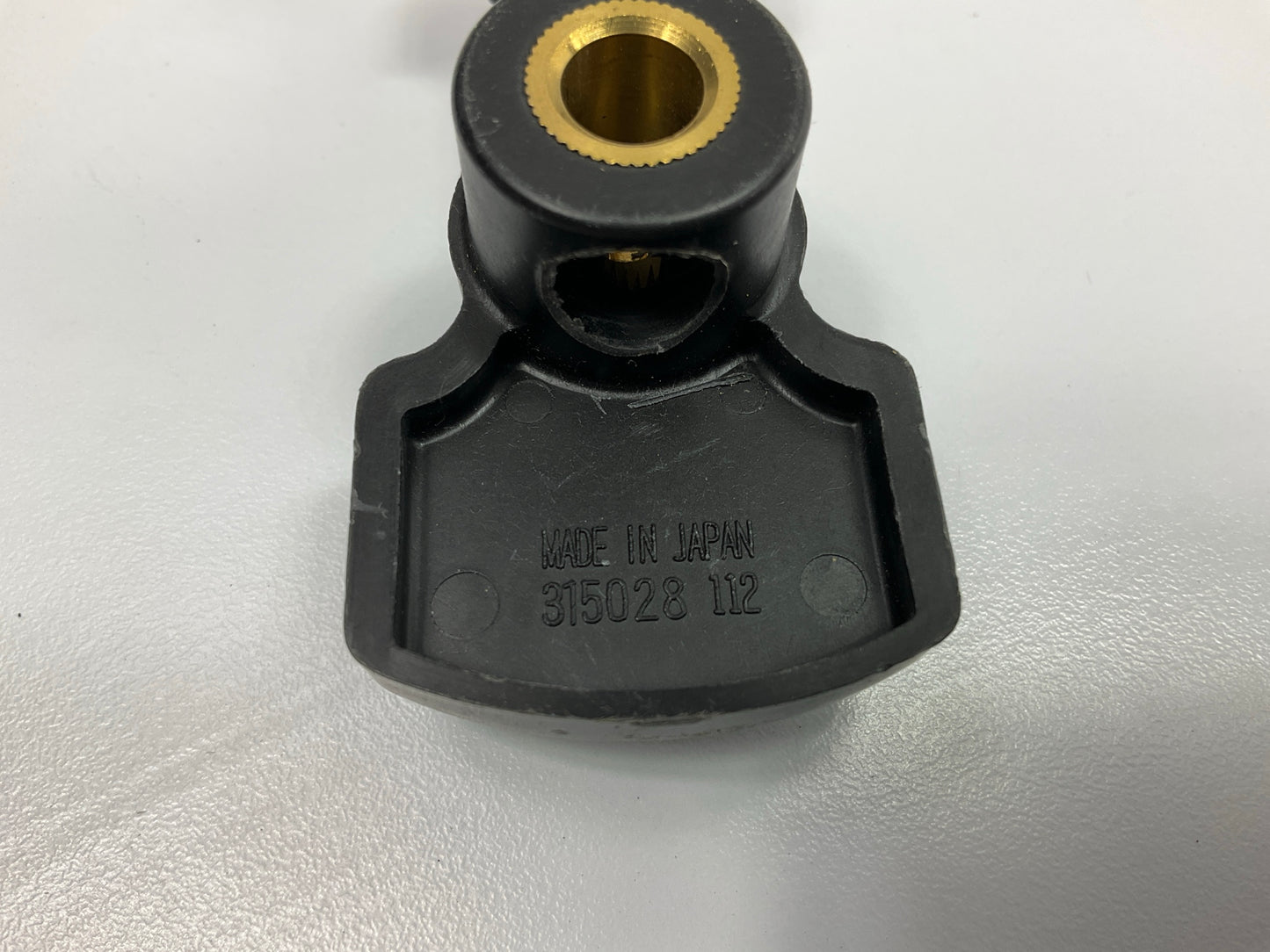 Bosch 04195 Ignition Distributor Rotor For 1986-1987 Acura Legend 2.5L V6