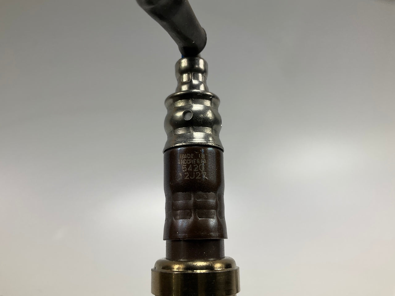 Missing Mounting Plate, Comes As Shown - Bosch 13405 Oxygen O2 Sensor
